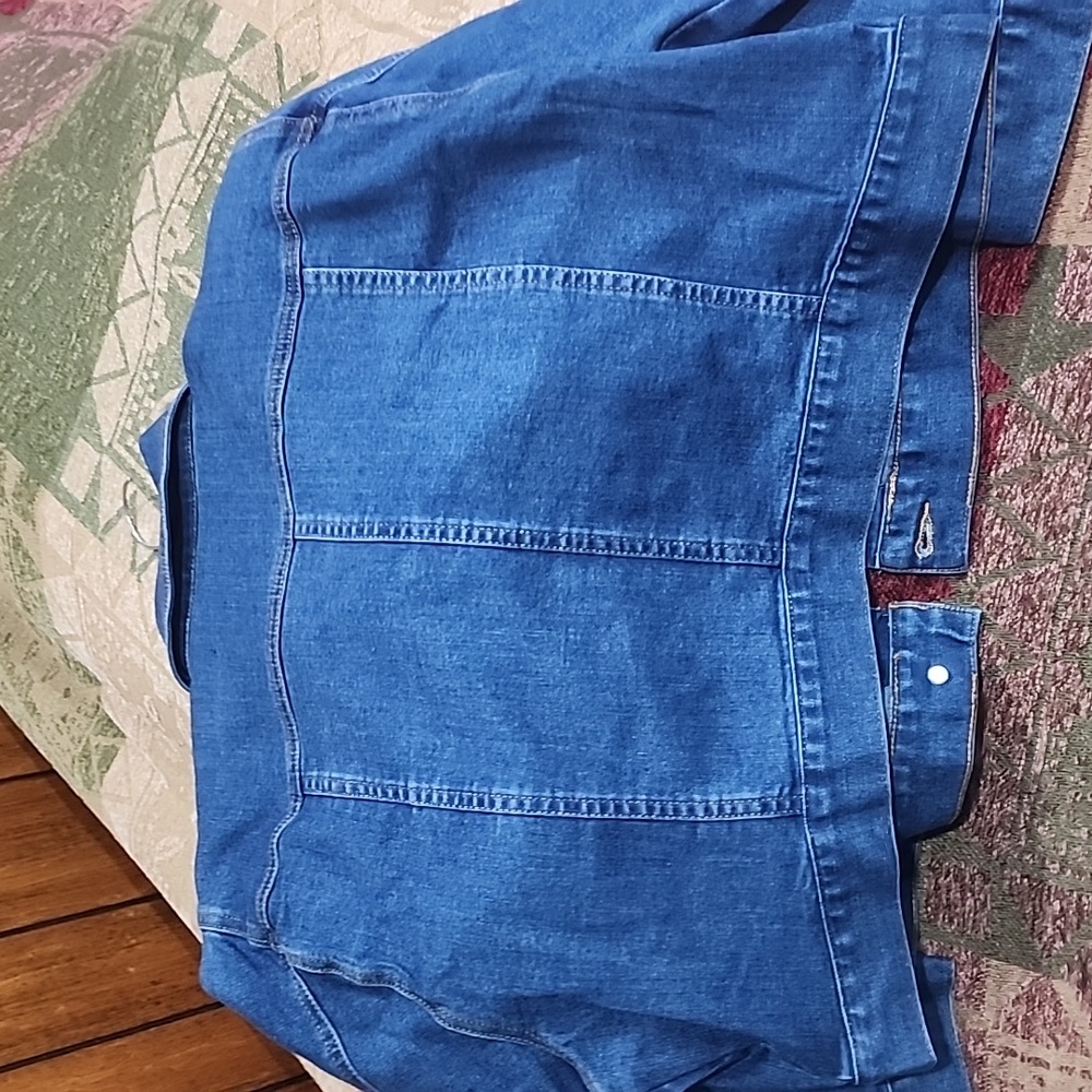 DENIM JACKET BY AVENUE SIZE 18 - Picture 3 of 8